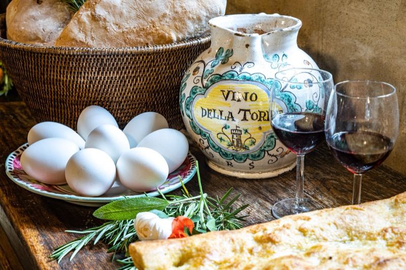 Fresh eggs, focaccia and the Torre wine jug