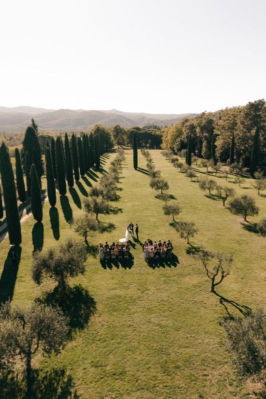 The ceremony in the cypress avenue seen from above